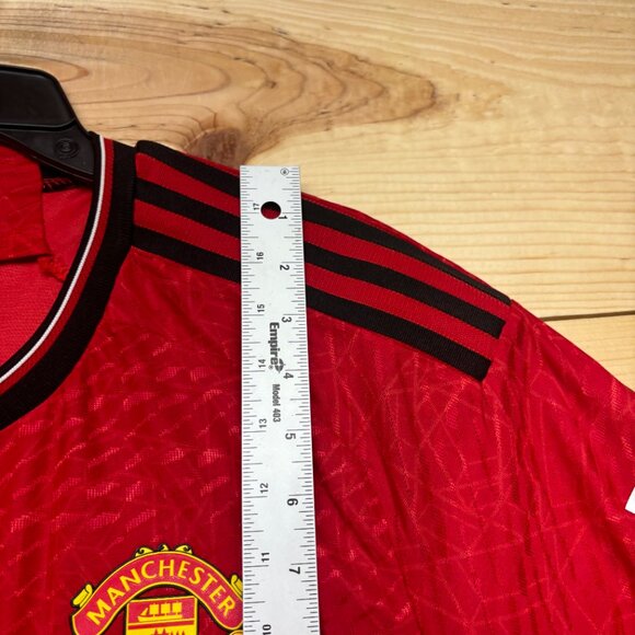 Manchester United Jersey Mens Large Red Casemiro Slim Fit Adidas Soccer - Picture 10 of 15